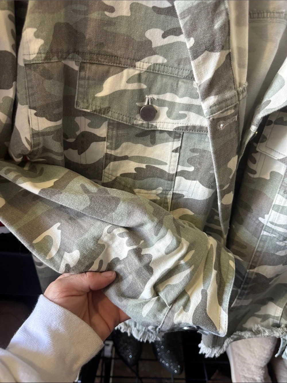 Fate Camo Jacket in Olive, Gray & Cream - Picture 2 of 6
